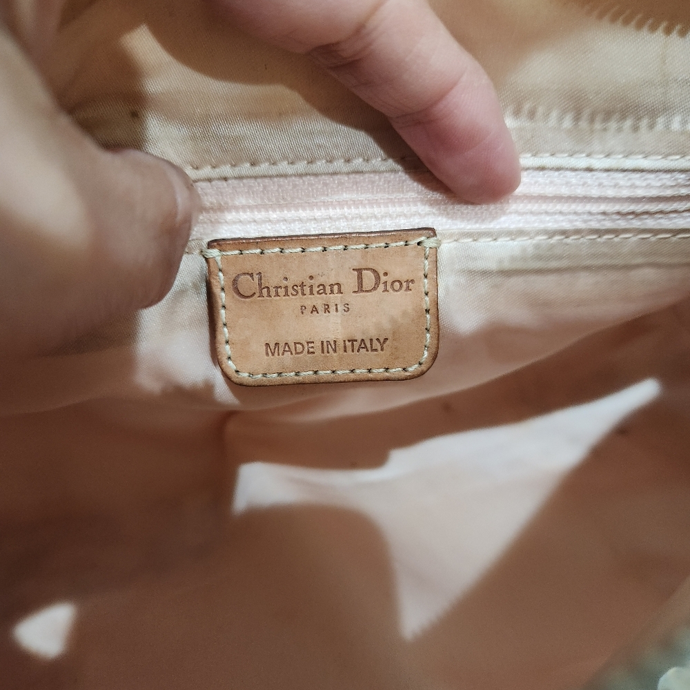 Christian Dior Romantique Cream and Tan Mini Papillon Bag - Picture 14 of 16